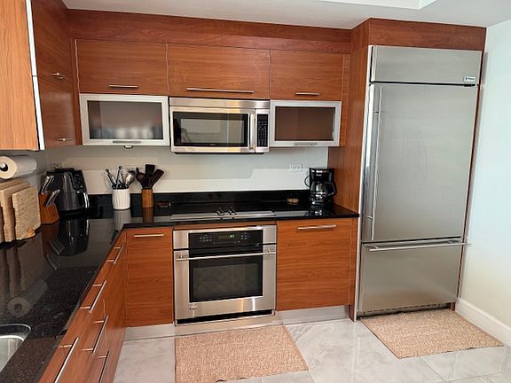 4th image of 3000 Oasis Grand Blvd APT 1805