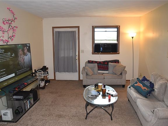 3rd image of 68585 Bannock Rd