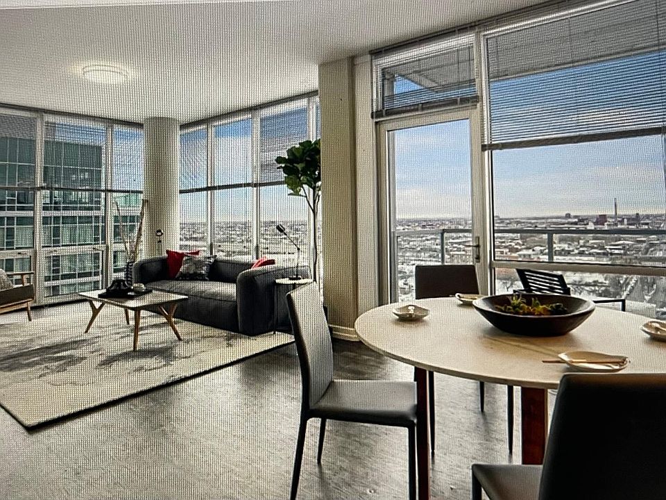 1st image of 2127 S Indiana Ave #1211