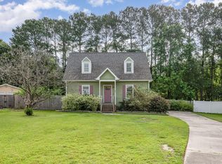 816 Kimpton Ct, Fuquay Varina, NC 27526