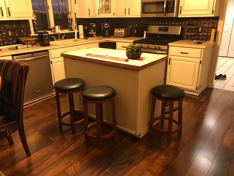 2nd image of 3006 Quail Hollow Dr #L17