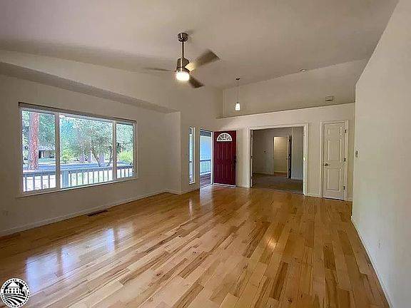 4th image of 21174 Christopher Cir