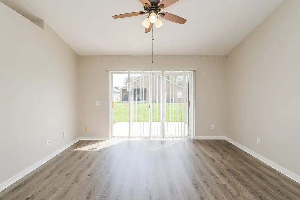 3 bed, 2.0 bath, 1440 sqft, $2,200 — Photo 3