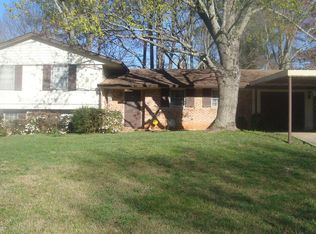 1120 Woodleigh Rd SW, Marietta, GA 30008