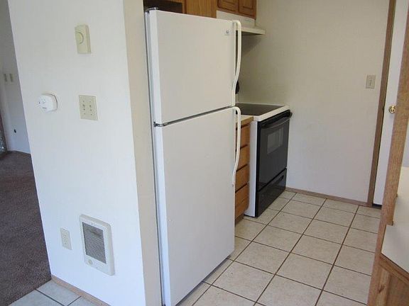 4th image of 614 Harman Way S APT 3