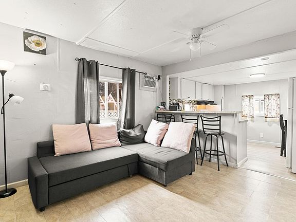 3rd image of 808 San Juan Drive