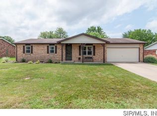 206 Red Bird St, Troy, IL 62294