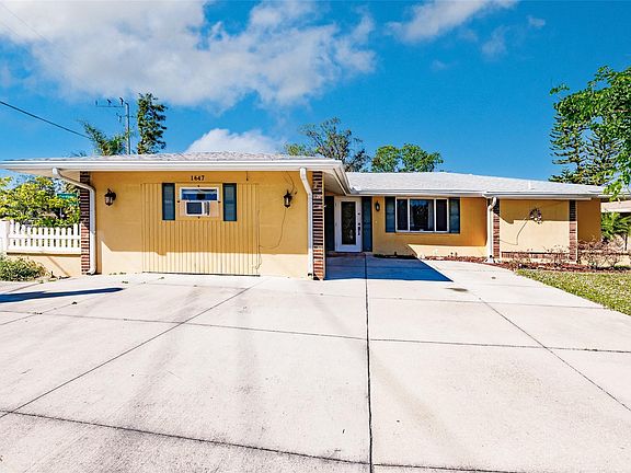 2nd image of 1647 Beacon Drive