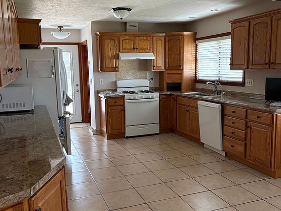 3rd image of 25254 Allen Union Wayne Rd