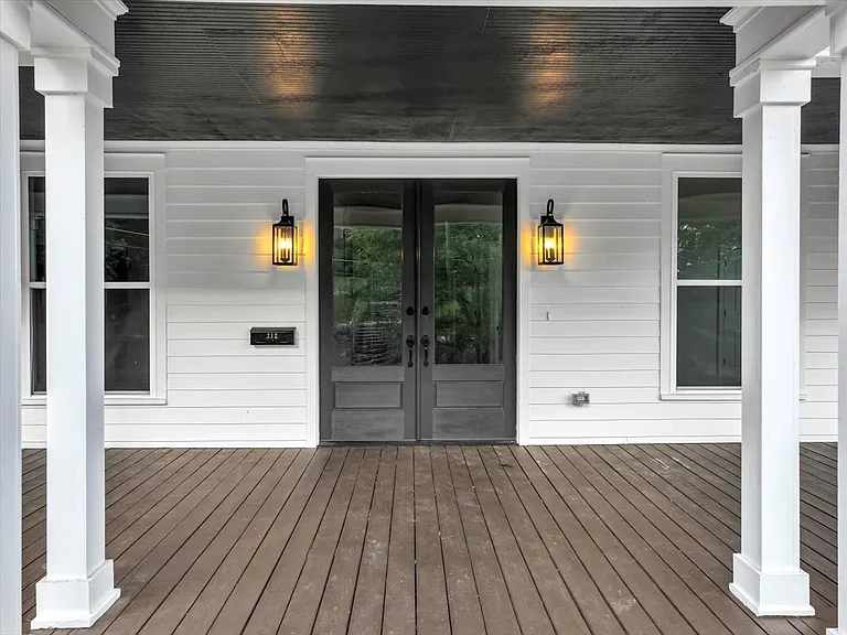 212 S Broad St SW — Photo 35