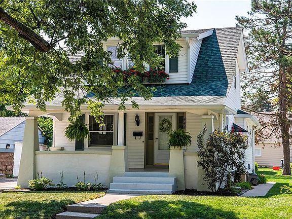 5th image of 444 Monteray Ave