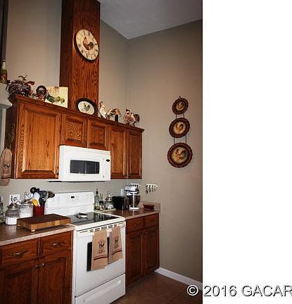 4th image of 25279 SW 22nd Ave
