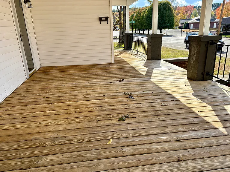 176 Main St — Photo 32