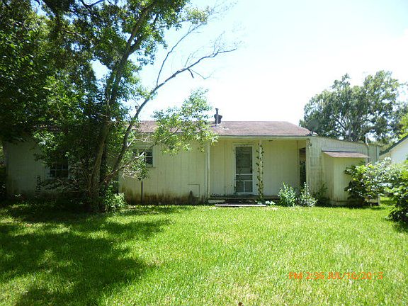 3rd image of 1318 Fairview Dr