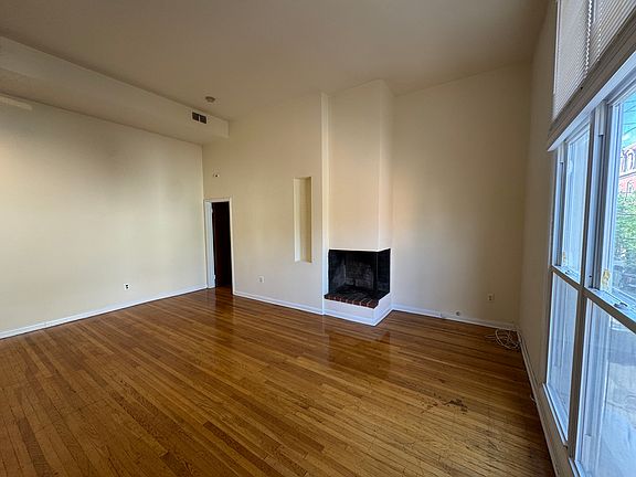 4th image of 1139 Lombard St #2F
