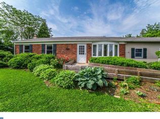 165 Lederach Rd, Schwenksville, PA 19473