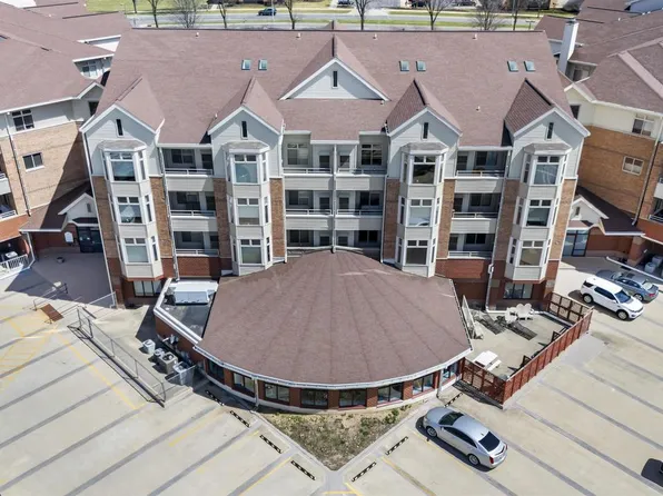 301 Harbour Town Drive #409, Madison, WI 53717