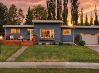 3501 SW Spruce Dr, Red Deer, AB T4N 3N8
