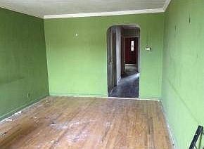 2nd image of 1280 E 52nd St