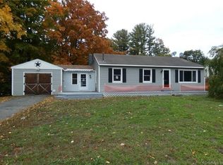 543 N Main St, Moosup, CT 06354