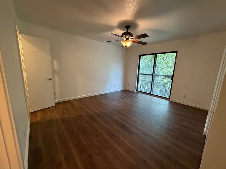 4125 Avondale Ave #209 — Photo 11