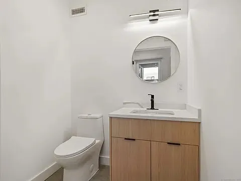 904 Quinnipiac Ave — Photo 43
