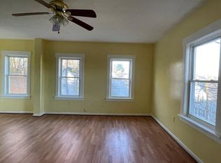 27 Hale St FLOOR 2, Fitchburg, MA 01420