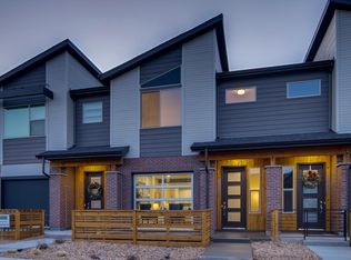 19542 E Sunset Cir, Centennial, CO 80015