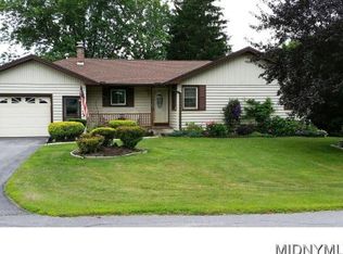 7 Plymouth Ave, Whitesboro, NY 13492