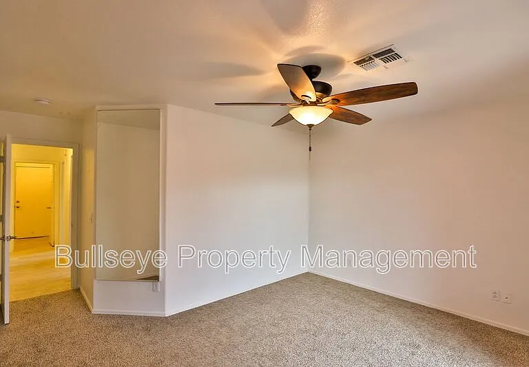 1697 N La Fresa Dr — Photo 15