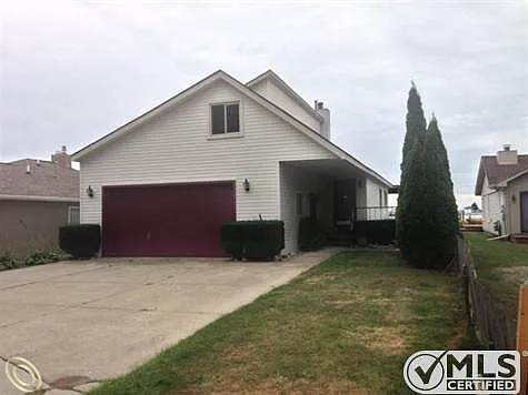 9009 Anchor Bay Dr photo 1