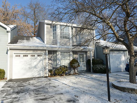 2nd image of 3728 Linden Dr