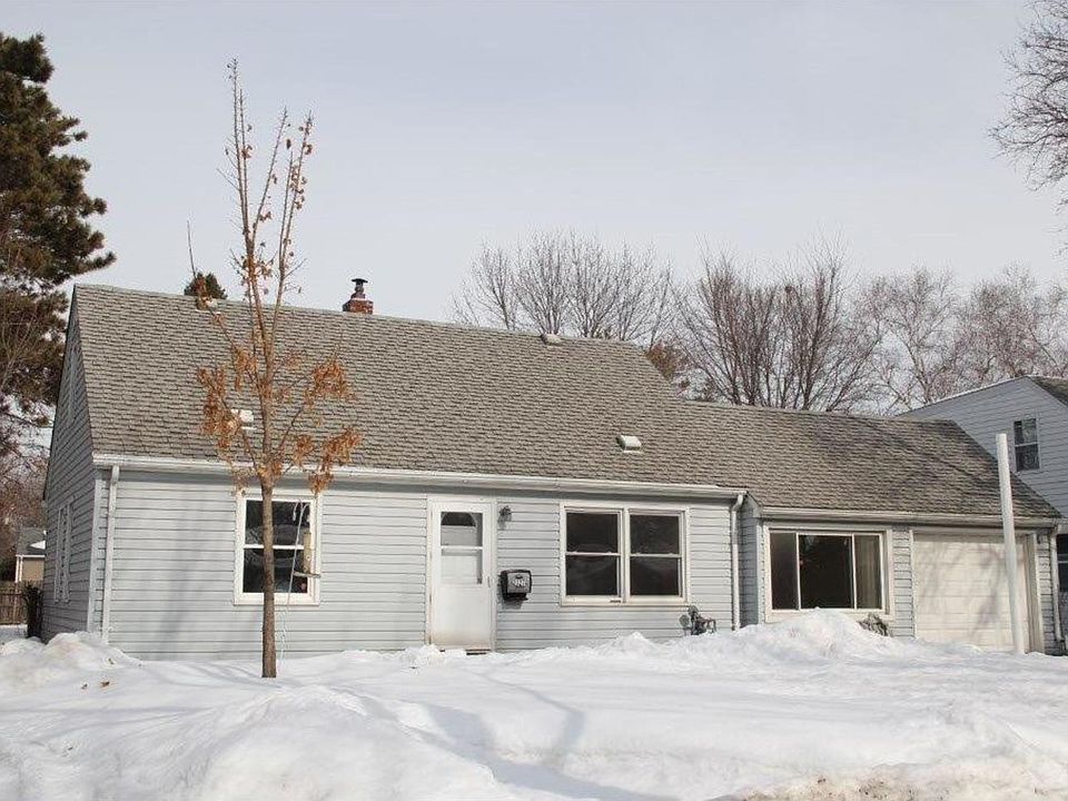 1st image of 2127 Magnolia Ave E