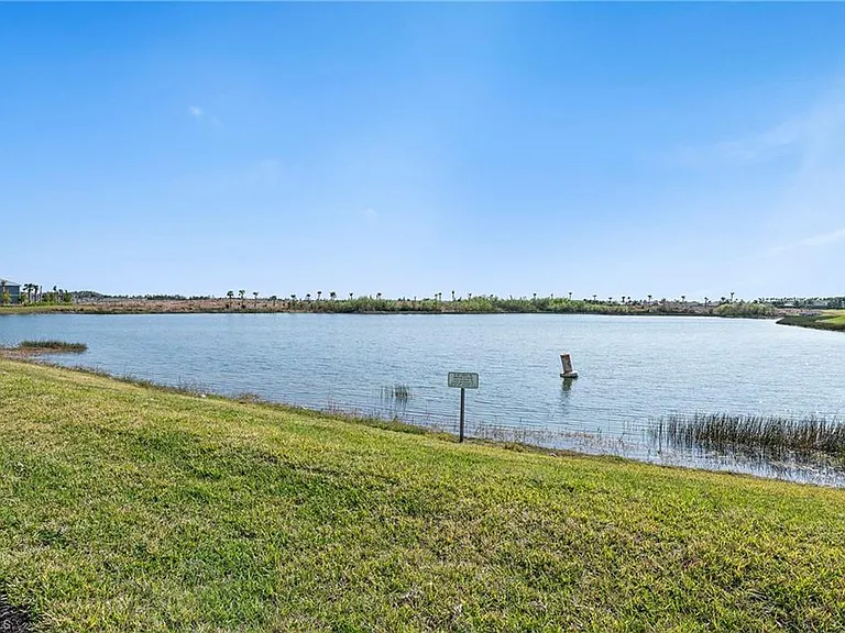 11751 Venetian Lagoon Dr #104 — Photo 23