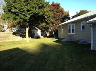 82 Howland Ave, East Providence, RI 02914