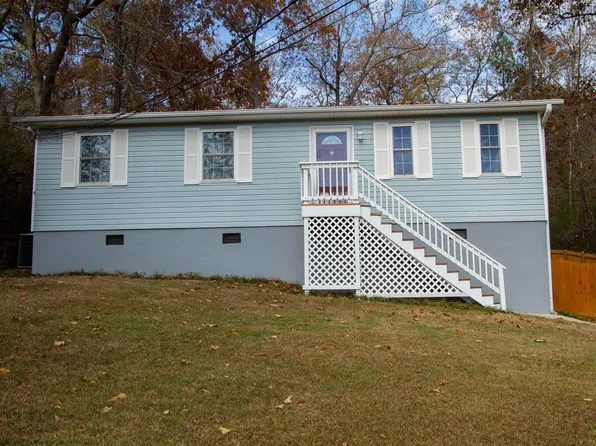 3056 Queenstown Rd, Trussville, AL 35173