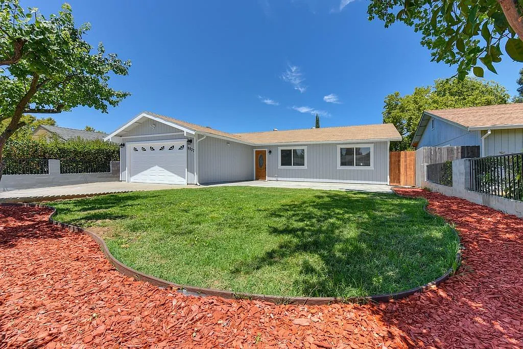 9837 Culp Way photo 1