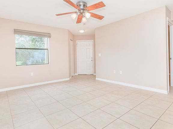 4th image of 3036 Parkway Blvd APT 102