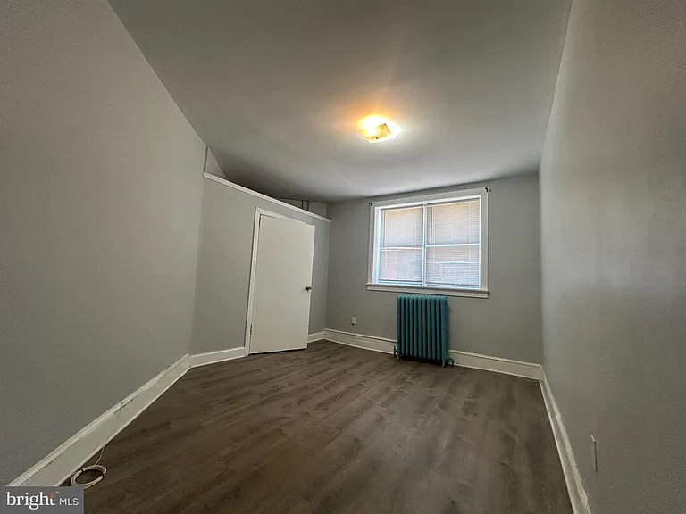1860 Wakeling St #1 — Photo 4
