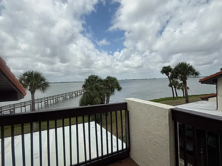 3270 River Villa Way — Photo 35