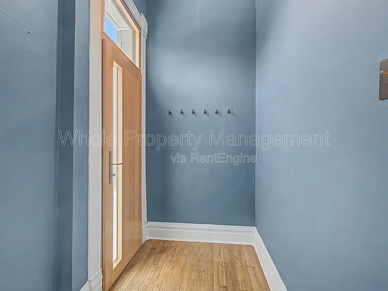 2923 W 27th Ave — Photo 2