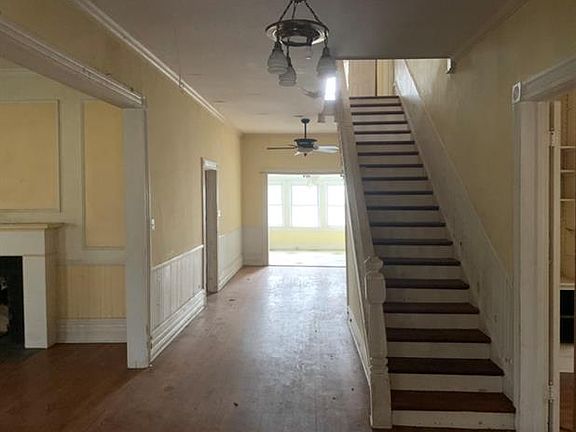 2nd image of 209 Valdese Ave