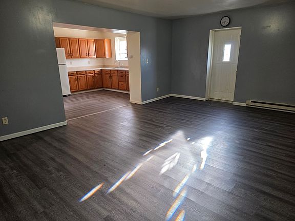 5th image of 105 W Emeline St #B