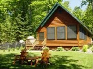 14146 Bayview Dr, Lanse, MI 49946