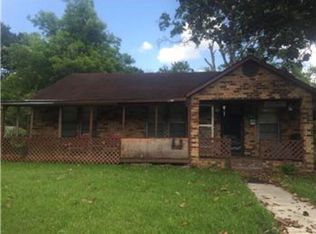 250 Geronimo St, Chickasaw, AL 36611