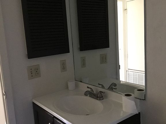 5th image of 10526 Bounty Dr