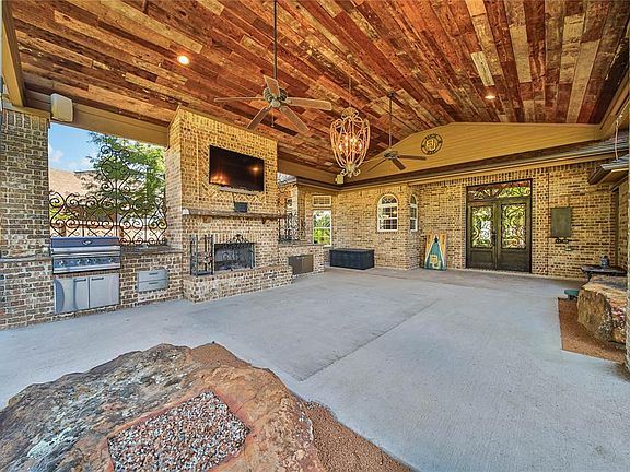 2nd image of 11719 E Grand Pond Ct