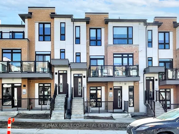 145 Canon Jackson Dr #205, Toronto, ON M6M 0B9