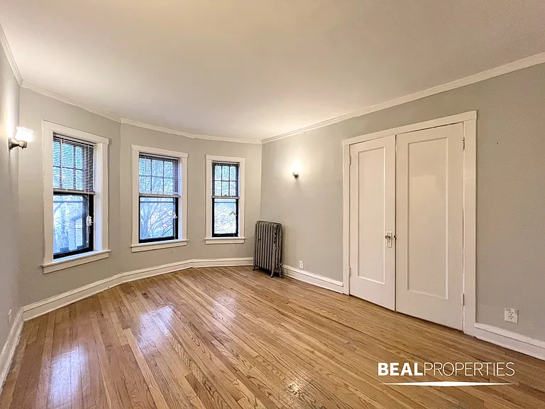 2100-2112 W. Ainslie-4908-4910 N. Hoyne Chicago, IL 60625 — Photo 21