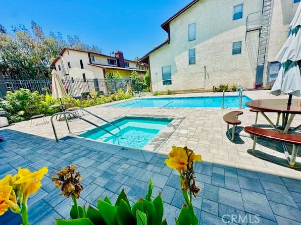 9039 Van Nuys Blvd Unit 202, Panorama City, CA 91402